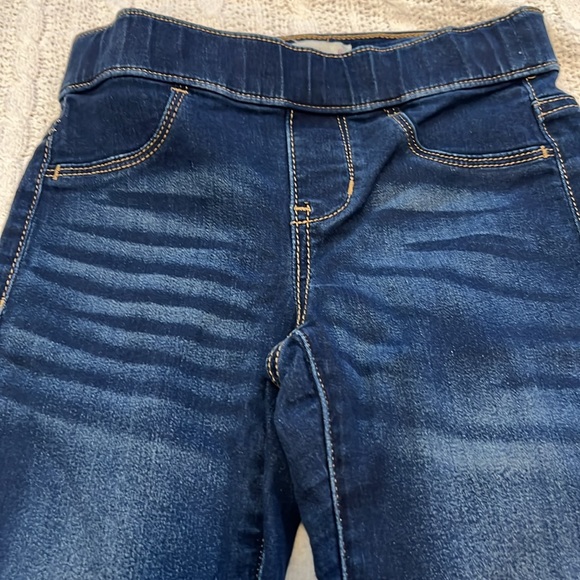 Girls Size 8 SO Whisker-Washed Dark Denim Jeggings - Picture 2 of 4